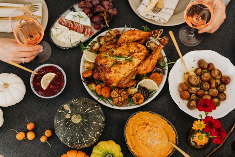 Family feast combo dave's hot chicken party pack